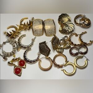 13 pair pierced earrings Gold tone epic bundle lot earring hoops statements